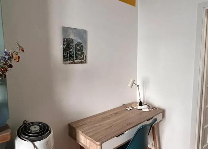 Διαμέρισμα Sarpi15 *